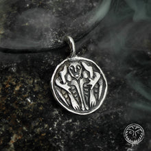 Load image into Gallery viewer, Odin Ravens, Huginn, Muninn, Viking Pendant, Asatru, Pagan Jewelry, LARP, SCA, Reenactment, Nordic, Norse Pendant, Necklace, Solid, Rustic