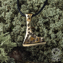 Load image into Gallery viewer, Axe Viking Pendant, Axe Jewelry, Axe Pendant, Viking Jewelry, Viking Pendant, Viking Amulet, Pagan Jewelry, Manly Jewelry, Strong Men Gift