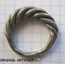 Load image into Gallery viewer, Bronze Twisted Ring