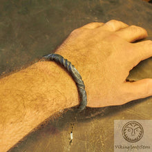 Load image into Gallery viewer, Forged Bracelet