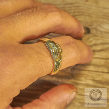 Load image into Gallery viewer, Bronze Clasped Hands Ring