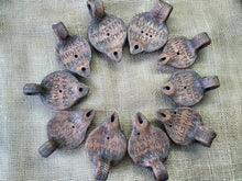 Load image into Gallery viewer, Viking oil lamp, ancient lamp