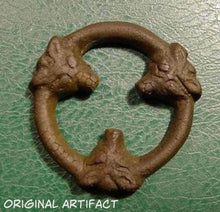 Load image into Gallery viewer, Viking Sword Belt Distributor