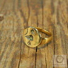 Load image into Gallery viewer, Brass ring with a bird