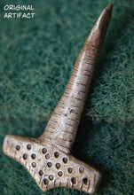 Load image into Gallery viewer, Thor's Hammer Pendant