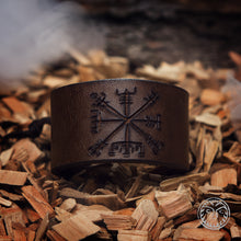 Load image into Gallery viewer, Medieval Style Leather Bracelet, Viking, Vegvisir,Bracelet Leather,Vegvisir Bracelet, Norman, Larp, SCA, Unisex Leather, Wicker
