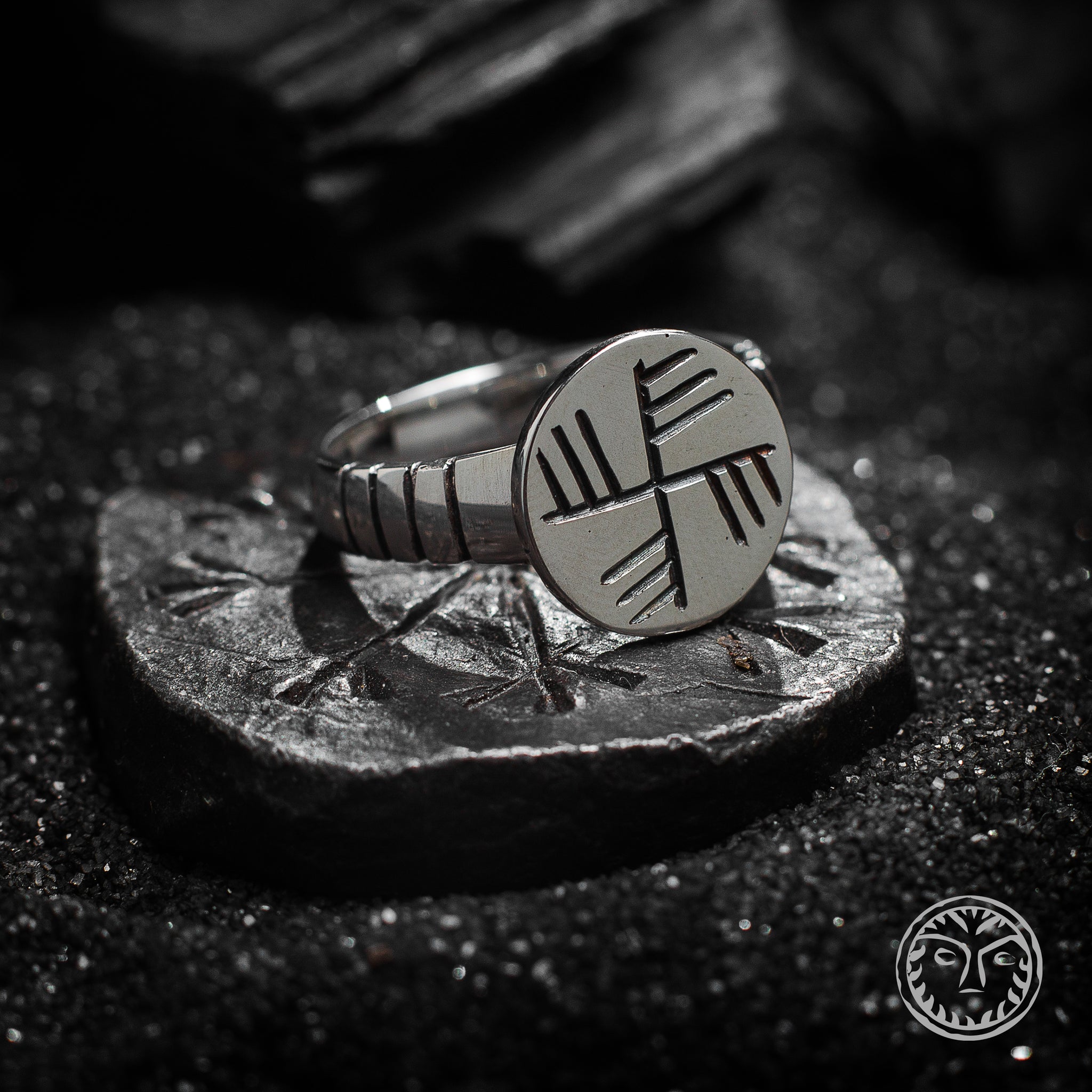 1920〜1940s NAVAJO Swastika Ring silver Small Fred Harvey Era Silver Whirling Log Ring Size 6.75