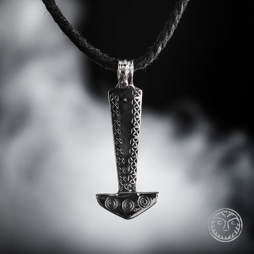 Replica, Thor's Hammer Pendant, Mjollnir, Mjolnir, Thor Jewelry, Viking Jewelry, Norse Jewelry, Scandinavian Jewelry, Pagan Pendant, Goths